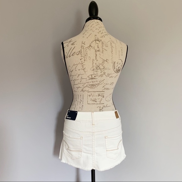 American Eagle White Distressed Denim Micro Mini - Picture 3 of 7